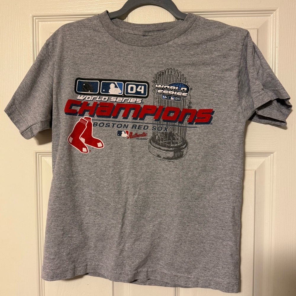 Vintage 2004 MLB Gray Red Sox World Series Champions Tee